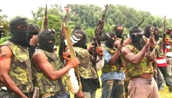 Unknown Gunmen Set Ablaze Monarch, Deputy Speaker’s Houses In Anambra