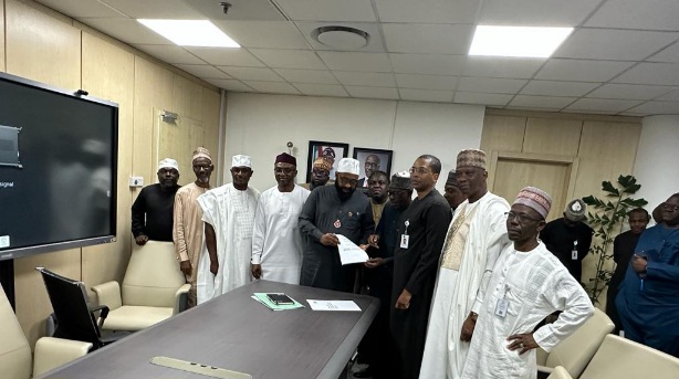 Niger govt, NNPC sign agreement on Greenfield Hydroelectric power project, others