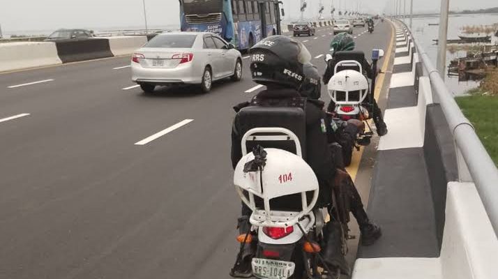 US Citizen Rescued From Attempted Suicide On Third Mainland Bridge