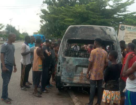 Bus Catches Fire, Claims Five Lives, Injures Nine Others On Abakaliki-Enugu Expressway