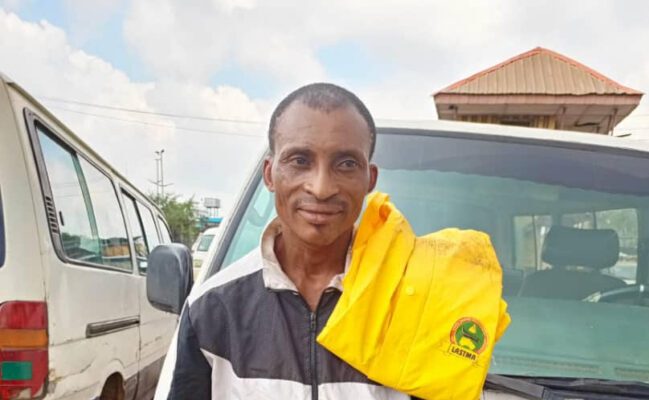 LASTMA arrests fraudulent officer extorting motorists in Lagos