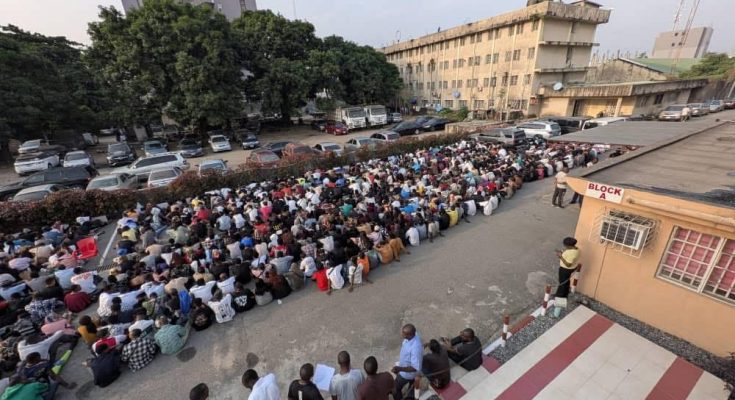 EFCC arrests 792 crypto fraudsters in its biggest single-day bust in Lagos