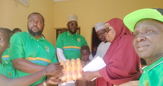 Okun development association donates food, amenities