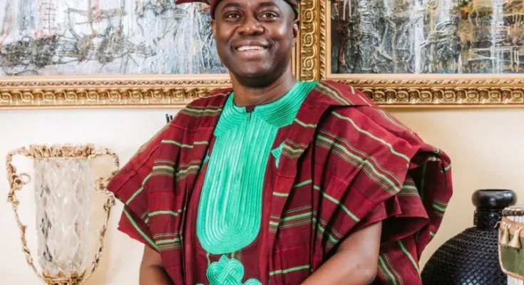 Makinde directs Oyo workers to wear 'aso oke' every Thursday