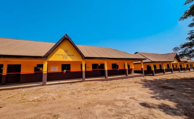 Senator Oyewumi commissions reconstructed modern educational facility in Osun