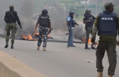 Seven policemen shot, many injured in Osun communal clash