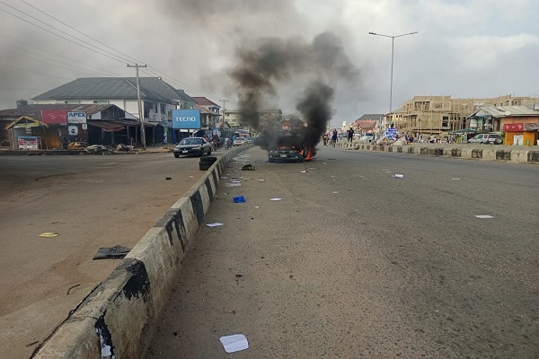 Hooligans Cause Tension In Osogbo, Attack Motorparks