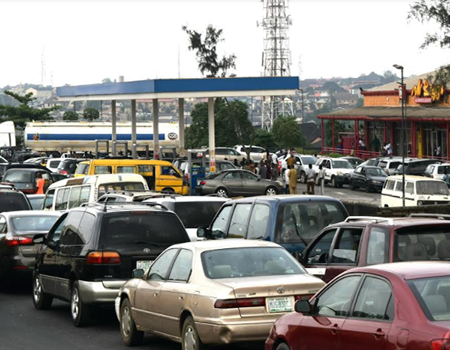 Motorists groan over, Fuel queues resurface in Abuja, Price, scarcity