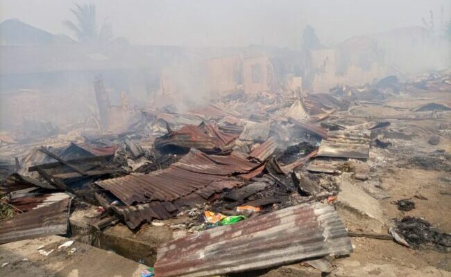 Fire destroys hundreds of homes in Port Harcourt