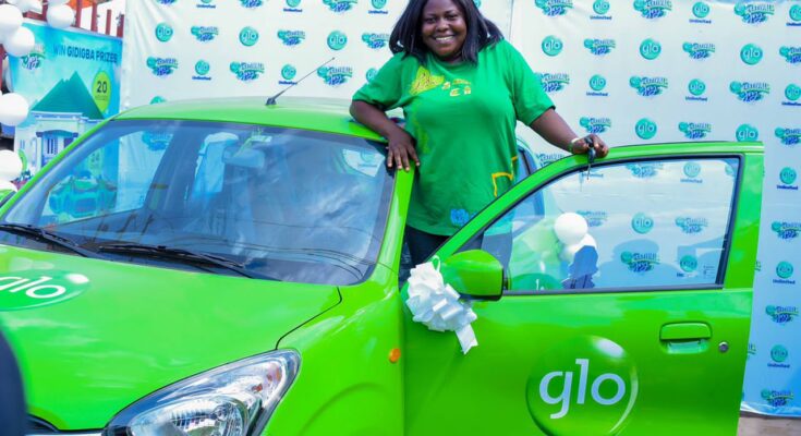 Latest Winner of Car Prize in Glo Promo Weeps for Joy in Ijebu Ode
