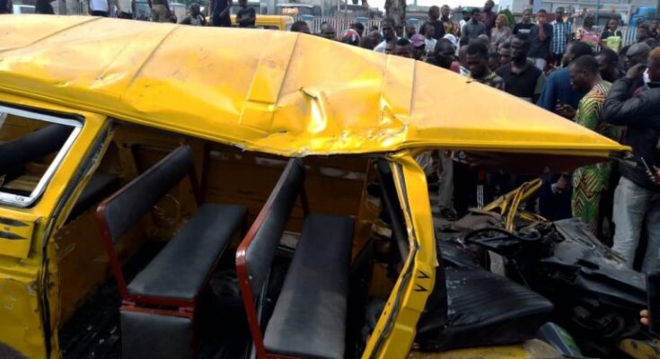 Many Feared Dead As 40ft Container Falls On Vehicles In Lagos
