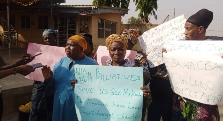 Victims protest sharing formula of Makinde's N10m palliatives