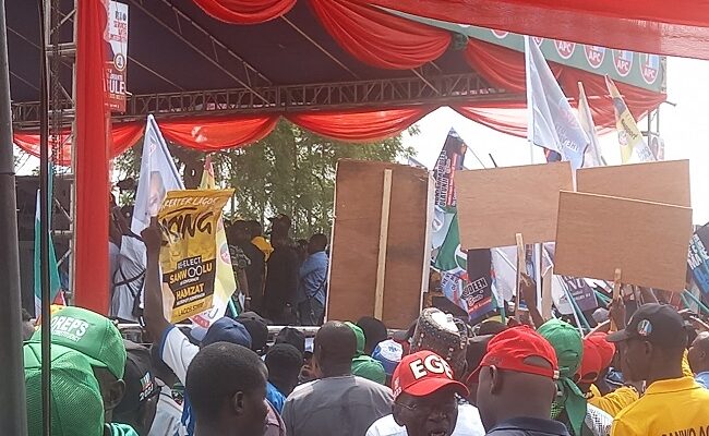 APC flags off campaign in Lagos West II, receives defectors from PDP, AA
