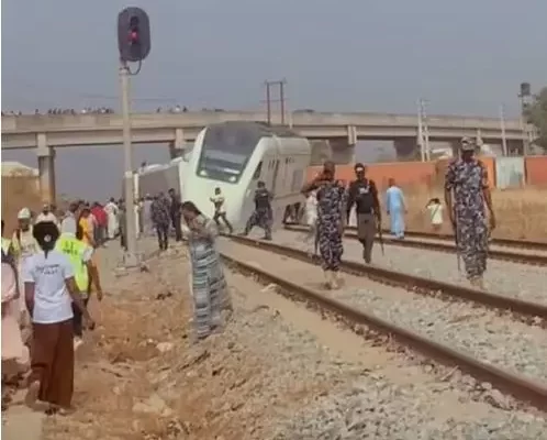 TRAIN DERAILS ABUJA