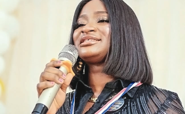 Aisha-Ochuwa Tella clinches leadership award