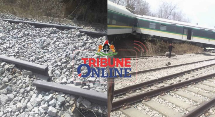 BREAKING: Over 300 passengers stranded as warri-itakpe train derails in Kogi forest [Photos]