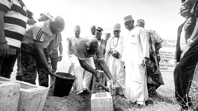 Sunday Dare lays foundation for block of classrooms at Girls High School