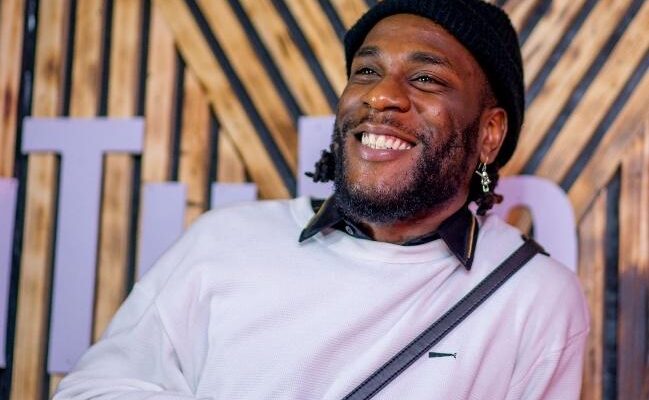 Burna Boy Reacts As Netizens Dragging Him For Not Supporting Any Presidential Candidate