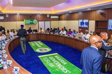 Cash redesign policy: Nigeria runs risk of CBN-induced recession – Governors tell Buhari