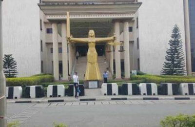 DEVELOPING: Legal fireworks begin at Supreme Court as states challenge FG's naira redesign policy