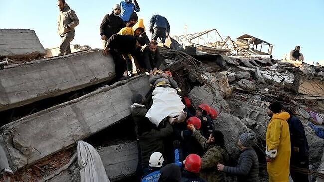 Death toll in Turkey, Syria quake surpasses 7,000, Erdogan declares state of emergency