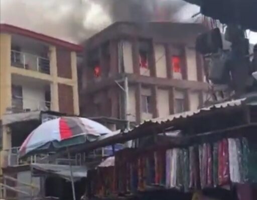 Fire Guts Three-Storey Building In Balogun Market (VIDEO)