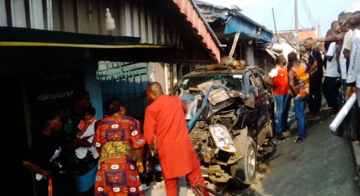 Many feared dead as car crashes into building in Bayelsa