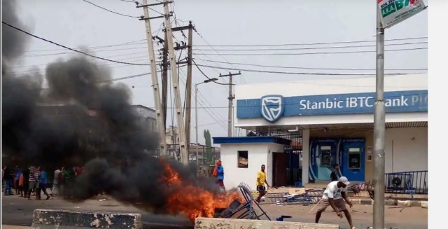 New Naira Violence: "Stay Away From Work"