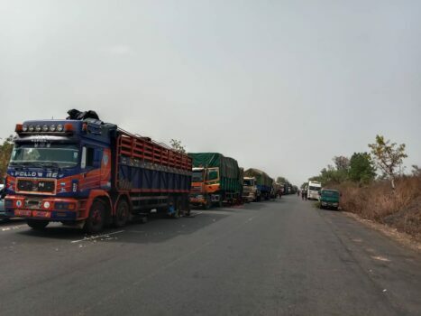 #NigeriaElections2023: Trucks stranded at Bode-Saadu-Jebba expressway in Kwara 