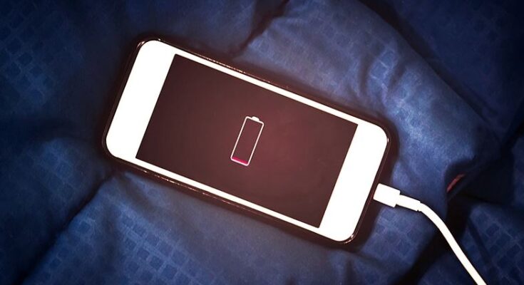 Possible reasons your phone battery drains faster