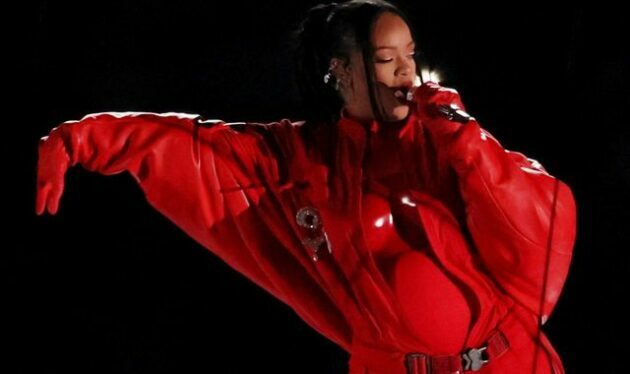 Rihanna reveals second baby bump during Superbowl halftime show