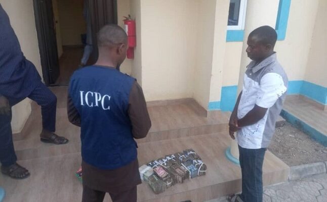 Soldiers intercept N2m cash being moved for politician in Gombe