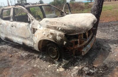 Unknown gunmen attack APGA guber candidate's convoy in Ebonyi