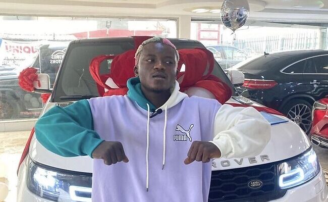 ‘Akoi New Whip’ Portable says as he acquires Range Rover jeep