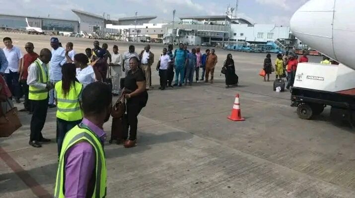 Nigerian Flights Disrupted, Passengers Stranded As Aviation Unions Commence Warning Strike