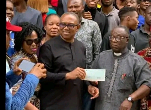 Peter Obi Donates N10m To University In Anambra