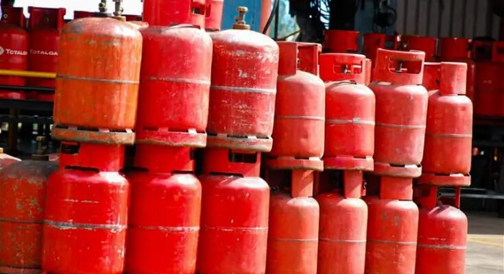 Stop Conveying Cooking Gas In Passenger Vehicles