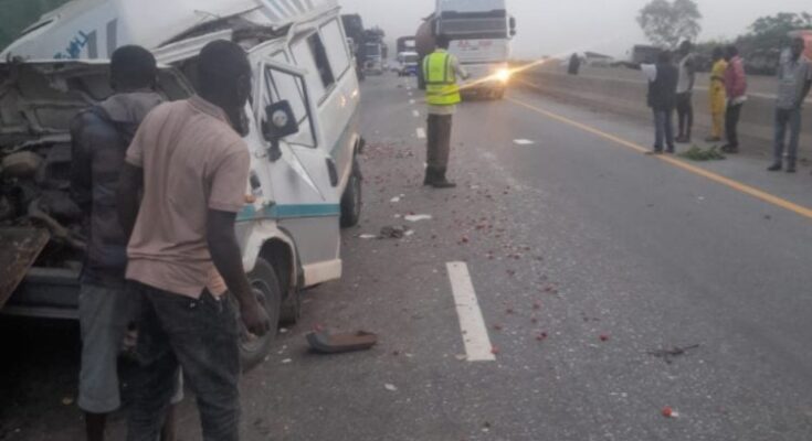 Two Dead As ‘Sleeping’ Driver Rams Bus Into Truck In Ogun