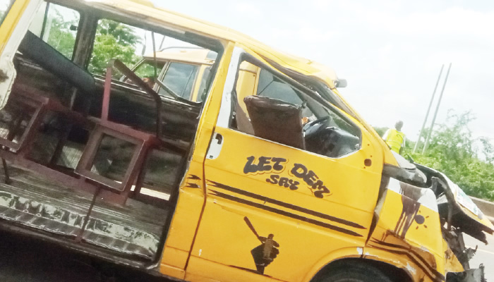One Dead, Eight Injured In Lagos-Ibadan Expressway Crash