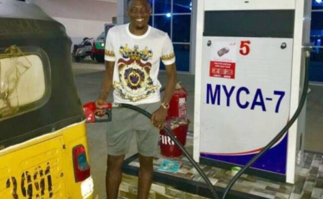 Netizens praise Ahmed Musa's N580/ltr fuel price slash at his petrol station