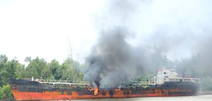 Oil theft: How security operatives set ablaze impounded vessel in Delta