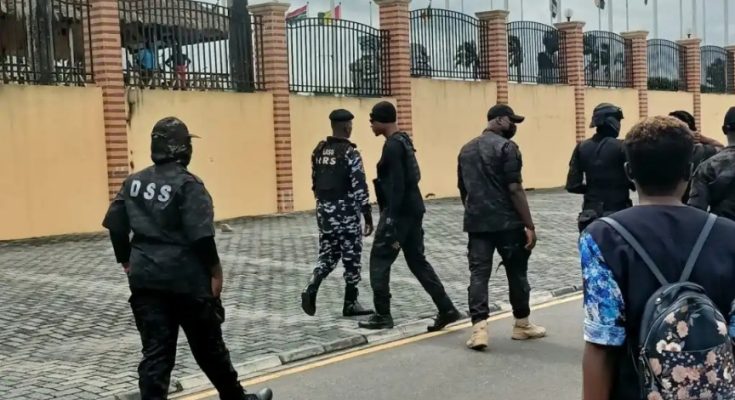 DSS Operatives Occupy Lagos Assembly