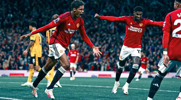 Manchester United Narrowly Beat Stubborn Wolves