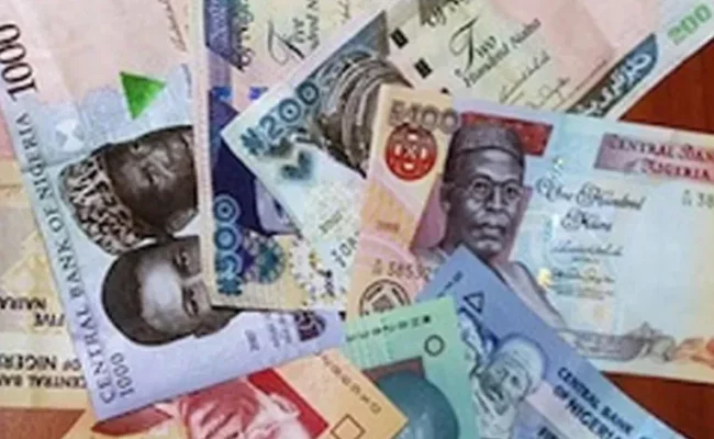 Naira gains, trades at 860/$ on parallel market