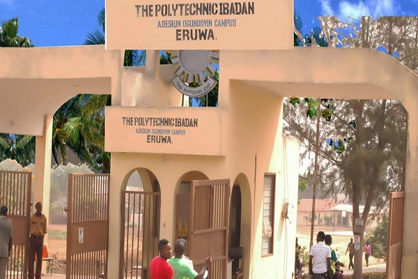 Students stage protest, paralyse commercial activities in Oyo poly