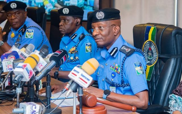 IGP presents N1.3bn cheques to families of 420 slain officers 