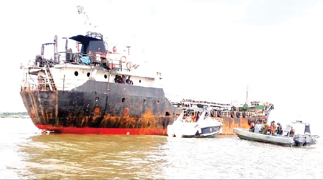 NAMM urges FG to enact law discouraging burning of vessels