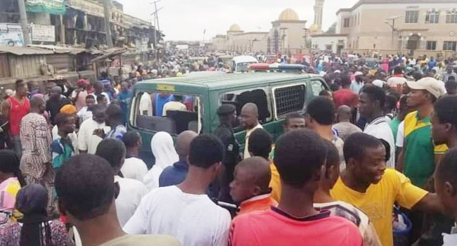 Brake Fails As Correctional Service Bus Crashes Into Kwara Market, Injures Many (Photos)