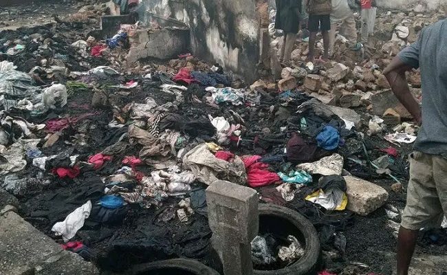 Fire razes shops at Calabar popular market