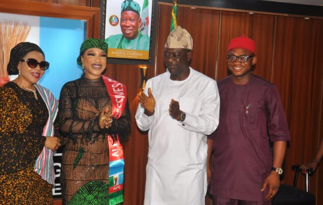 Nollywood Actress, Tonto Dikeh Dumps ADC, Defects To APC